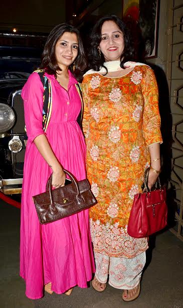 Tollywood celebs glam up premiere of Benche Thakar Gaan 