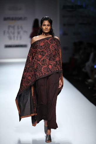 Amazon India Fashion Week: Aditi Rao Hydari sizzles on the ramp