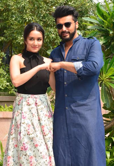 Shraddha Kapoor, Arjun Kapoor visit Kolkata, promote Half Girlfriend 