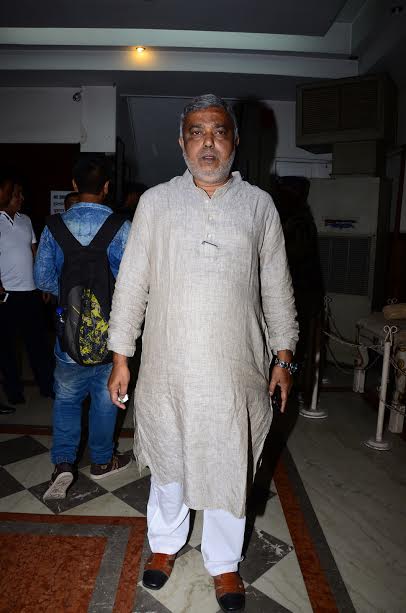 Kolkata: Priya Cinema hosts premier show of Bengali movie Posto