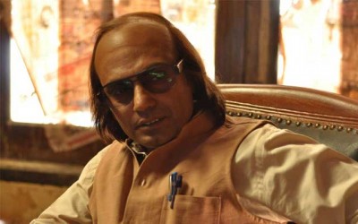 Nawazuddin Siddiqui goes basic for MOM