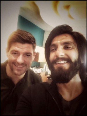 Ranveer Singh meets British football star Steven Gerrard, shares picture on Twitter
