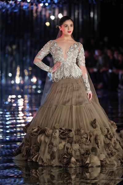 Alia Bhatt, Ranveer Singh walk down ramp for Manish Malhotra