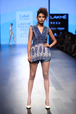 LFW: Disha Patani walks down ramp for Ritu Kumar