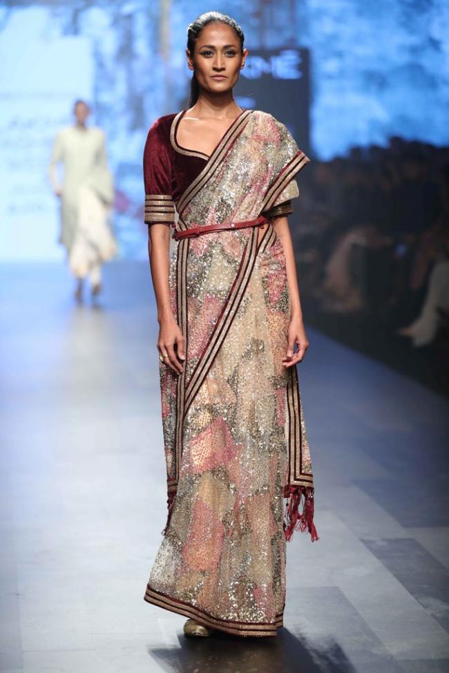 LFW day 4: Designer Tarun Tahiliani displays his collection