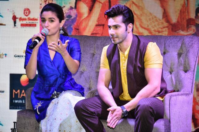 Alia, Varun promote Badrinath Ki Dulhaniya in Kolkata