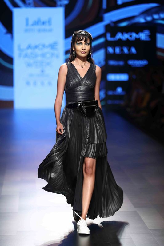 Bollywood actress Taapsee Pannu sizzles LFW ramp