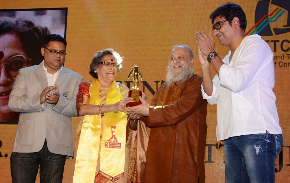 Tollywood actors attend Bengal International Short Film Festival felicitation ceremony