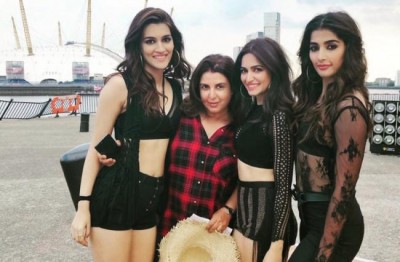 Farah Khan shares image on social media with three lovely ladies of Housefull 4