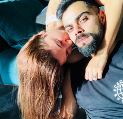 Anushka Sharma and Virat Kohli's cozy Sunday image is breaking the internet 