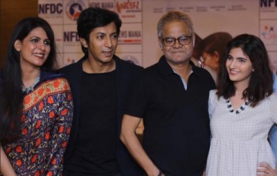 Star-casts promote Harish Vyasâ€™s upcoming â€œAngrezi Mein Kehte Hainâ€ in Kolkata