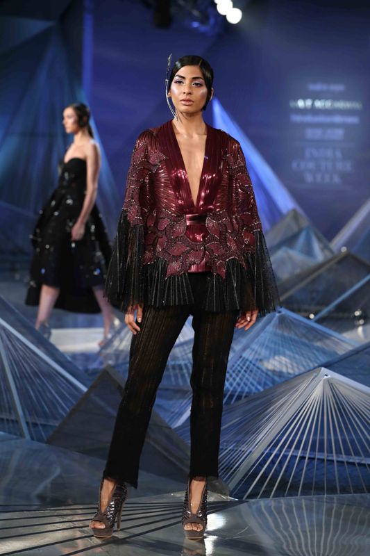 Shilpa Shetty walks for Amit Aggarwal in India Couture Week