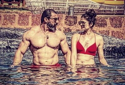 Nawab Shah, wife Pooja Batra cherish their 'Sunday funday' together