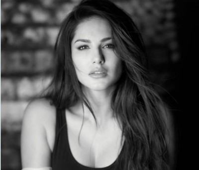 Sunny Leone looks gorgeous in her new black-and-white image shared on social media