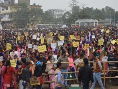 Over a thousand intellectuals come out in support of CAA