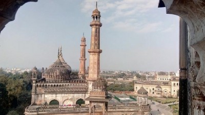 Lucknow: Govt to cut 64,000 trees on banks of Gomti for Defence expo