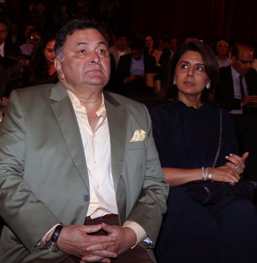 Rishi Kapoor passes away at age 67 on Thursday 