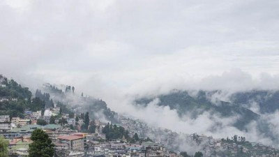 West Bengal: Three of a family killed in Darjeeling landslide