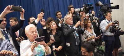 Journalists provide â€˜antidoteâ€™ to COVID-19 misinformation, UN chief says ahead of World Press Freedom Day