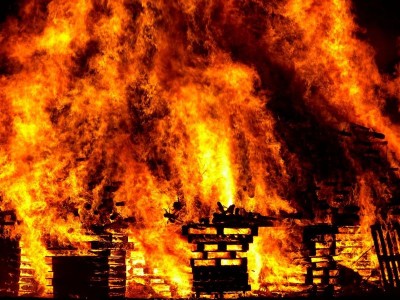 Several government offices burned, police station ransacked by mob in Arunachal Pradesh