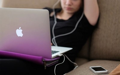 Apple reports Q4 results with record Sept quarter revenue