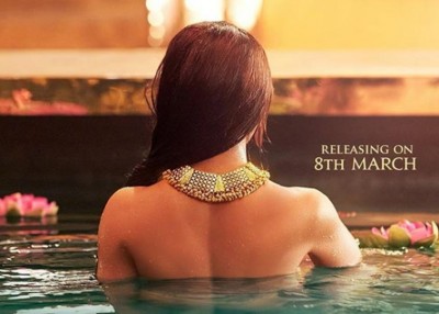 This Holi Jacqueline Fernandez will spill the perfectÂ colour with her music video Mere Angne Mein, shares first lookÂ 