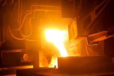 Roadside blast kills 3, injure 2 in NE Kenya