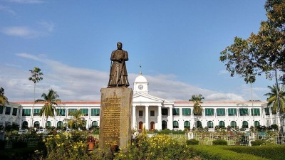 Fire breaks out at Kerala Secretariat, triggers political row