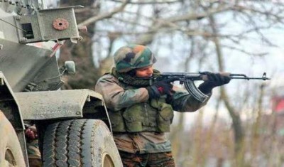 Army defuses Pakistan shell in border town of Uri