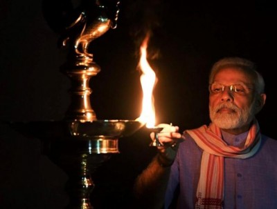 Narendra Modi supports all who are toiling amid COVID-19 crisis
