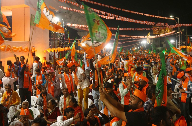 Amit Shah addresses election rally in Ahmedabad