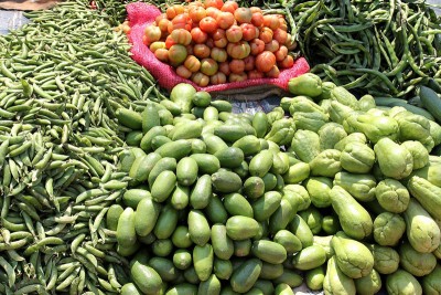 India's retail inflation eases to 6.71 pct in July