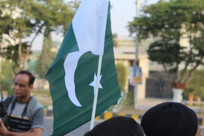 Water crisis: QAT activists demonstrate in Pakistan's Mithi town