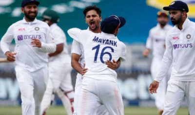 Second Test: Shardul takes five wickets, SA score 191/7 at tea