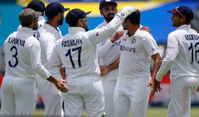 Second Test: Shardul Thakur strikes thrice, SA 102/4 at lunch