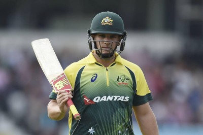 Aaron Finch joins Kolkata Knight Riders as a replacement for Alex Hales in IPL 2022