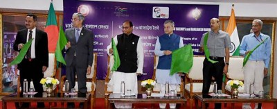 India-Bangladesh jointly flags off Mitali Express