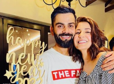 Anushka Sharma, Virat Kohli welcome 2022 together