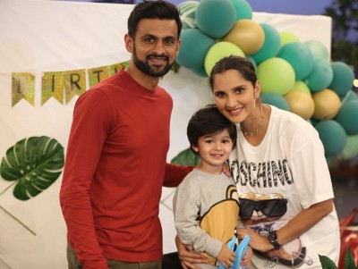 Sania Mirza, Shoaib Malik to be divorced officially: Reports