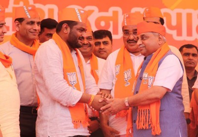 Hardik Patel joins BJP months ahead of Gujarat elections