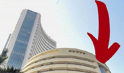 Indian Market: Sensex down over 300 points