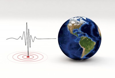 5.9-magnitude earthquake strikes Japan