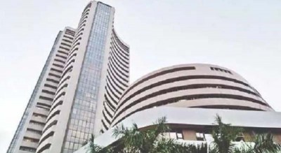 Indian Market: Sensex falls 149.38 points