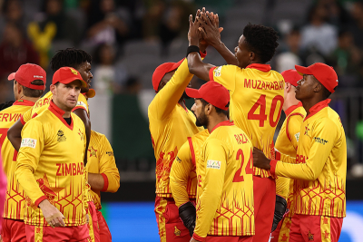 T20 World Cup: Zimbabwe stun Pakistan winning last-ball thriller by one run