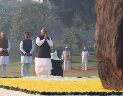 Congress chief Kharge pays homage to Indira Gandhi on her birth anniversary