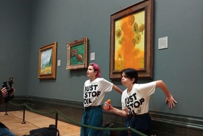 UK climate activists arrested after throwing tomato soup on Van Gogh's painting