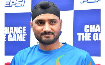 Harbhajan Singh tests COVID-19 positive