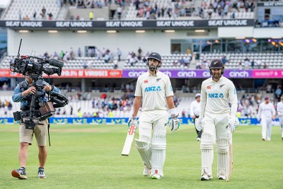 Mitchell-Blundell century stand rescue New Zealand again