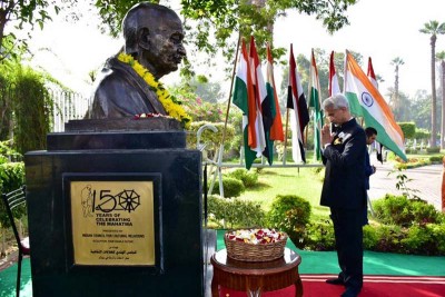 S Jaishankar arrives in Egypt, pays tribute to Mahatma Gandhi