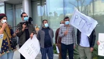 Pashtun rights movement demonstrates in front of Pakistan Consulate in LA against Pak atrocities